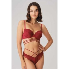 MOTTO10 Butik Balenli Destekli Dolgulu Göbek Detaylı Dantelli Sütyen ve String Takım