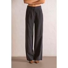 ZERO ZERO THREE NINE Beli Lastikli Pileli Kadın Pantolon