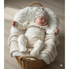 Tafyy Kız Bebek Krem Çiçekli Şapkalı Tulum