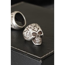 Pazarcan Kuru Kafa Tasarımlı Eskitme Gümüş Desenli Ayarlamalı Model Erkek Yüzük