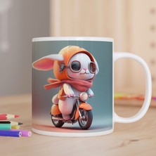 Asilmeydan Motorda Turuncu Şapkalı Sevimli Tavşan Baskılı Hediyelik Kupa Bardak