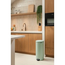 Brabantia 001-01-NEWICON Jade Green Pedallı Çöp Kutusu 30L