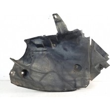 TŞT Mercedes C Class Ön Çamurluk Davlumbazı Arka Parça Sağ 2007  (Oem No:  A2046902830)