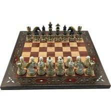 Gifthome Premium Battal Boy Polyester Işlemeli Klasik Satranç Takımı  ve El Yapımı Düz Masif Ahşap Satranç Tahtası