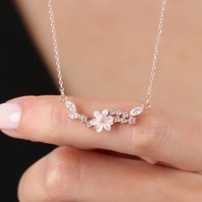Mavili Gümüş Manolya Çiçeği Markiz Salkımı Flowers Gümüş Kolye - Rose