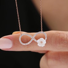 Mavili Gümüş Sonsuzluk Serüveni Flowers Gümüş Kolye - Rose