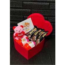 Mynil Sevgiliye Dogum Gunu Hediyesi Kalp Kutuda Kalpli Pembe Mini Ayıcık - Browni Intense ve Kinder Joy