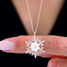 Mavili Gümüş Işıltı Kristali Kar Çiçeği Flowers Gümüş Kolye - Rose