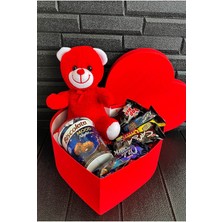 Mynil En Sevdiklerinize Hediye Kalp Kutuda Kırmızı Ayıcık ve Bitter Çikolatalar