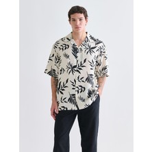 Lc Waikiki Yeni Sezon Rahat Kalıp Resort Yaka Kısa Kollu Desenli Erkek Gömlek