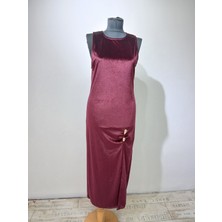 Kadife Bordo Yırtmaçta Gold Aksesuar Detaylı Uzun Elbise