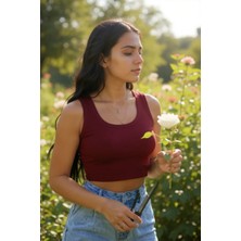 Kadın Bordo Kare Yaka Crop Top Bluz – Şık, Rahat ve Kolay Kombinlenebilir
