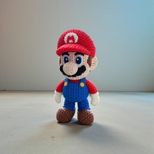 FIGURİFY Mario Replika – Örgü Görünümlü Tasarım | Dekoratif Koleksiyon Figürü