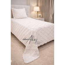 Vera Beyaz Şönil Tek Kişilik Yatak Örtüsü Seti 180X240 cm – 1 Adet 50X70 Yastık Kılıfı