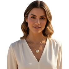 Zirkon Taşlı Kalpli Kolye