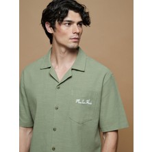 Lc Waikiki Yeni Sezon Regular Fit Nakışlı Erkek Gömlek