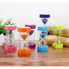 Alpotekno Renkli Cam Kum Saati – Dekoratif Masaüstü Zaman Ölçer, Estetik Ofis ve Ev Aksesuarı