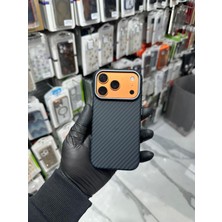 Bilişim Akademi iPhone 17 Pro Max Karbon Kılıf Magsafe Ince Slim Mika Sert Desenli Kılıf Dokulu Karbonfiber - Siyah
