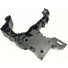 TŞT Renault Megane Far Yuvası Plastik  Sağ 2003- (Oem No:  8200137496)