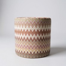 Elanora Home Dokusu ve Modern Tasarımıyla Her Ortama Uyum Sağlayan Çok Amaçlı Puf