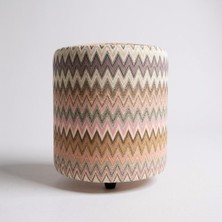 Elanora Home Dokusu ve Modern Tasarımıyla Her Ortama Uyum Sağlayan Çok Amaçlı Puf