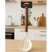 Akasya Saplı Delikli Servis Kaşığı – Yanmaz, Dayanıklı, Ergonomik, Çizilmez Mutfak Kaşığı