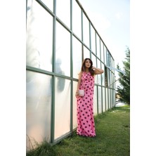 Boyundan Bağlamalı Puantiyeli Elbise