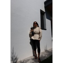 Özge Özgenç Dar Paça Tayt Pantolon