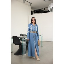 Hasır Kemerli Işlemeli Kot Elbise