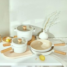 Neoflam Fıka Ocak Üstü ve Indüksiyon Için Süt Tavası | Ahşap Sap ve Cam Kapak | Kore'de Üretilmiştir (6 Inç / 1,5 Qt)