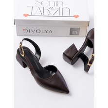 Divolya Aura Acı Kahve Yanı Tokalı (4 cm Topuk Boyu ) Sivri Burun Topuklu Babet Ayakkabı