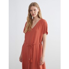 Lc Waikiki Yeni Sezon V Yaka Dokulu Elbise