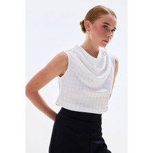 Sateen Puantiye Desenli Kolsuz Bluz - Ekru