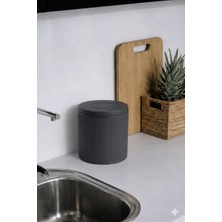 Sas Haus Lines Lüks Çizgili Tezgah Üstü Mutfak Çöp Kovası - Gri Kapaklı Atık Kutusu  5 Litre 3372