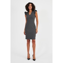 Alexandergardı Fırfır Detaylı V Yaka ELBİSE(B24-00180)