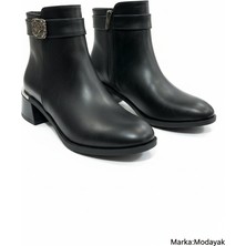 Modayak Florin Siyah Fermuarlı Gümüş Tokalı Taşlı Topuklu Yarım Bot