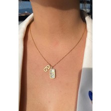 Takıştır Altın Renk V Halfli Çelik Kolye