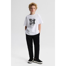 Nk Erkek Çocuk Back Down Tshirt 8-14 Yaş Beyaz-Siyah