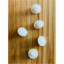 öztürk Alttan Dikmeli Krem Bebe Düğmesi. 13MM. Yarım Inci Şekilli.