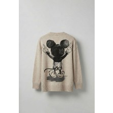 Erkek Oversize Mickey Mouse Kabartma Baskılı Kazak Bej