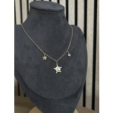 Lavanderopa Güneş, Ay ve Yıldız Detaylı Gold Çelik Kolye