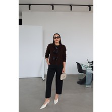 Özge Özgenç Dikiş Detaylı Yandan Cepli Kumaş Pantolon