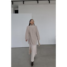 Özge Özgenç Tok Doku Maxi Saten Etek