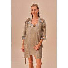 Suwen Gardenia Kadın Sabahlık %92 Polyester Uzun Kollu Şık Tasarım Desenli Rahat Kesim