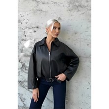 Hazelin Kadın Siyah Fermuar Kapamalı Oversize Suni Deri Ceket HZL25W-BD110561