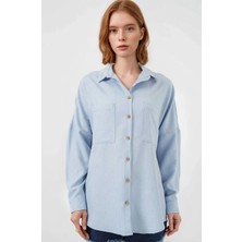 Hazelin Kadın Buz Mavi Oversize Çift Cepli Keten Gömlek HZL22S-BD1201261
