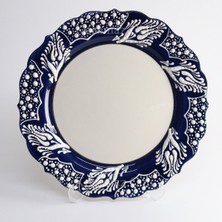 Korkmaz Çini 26 cm Beyaz Kabartma Kaligrafi Tabağı