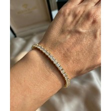 Milena Blake Gold Detaylı Pırlantalı Su Yolu Bileklik