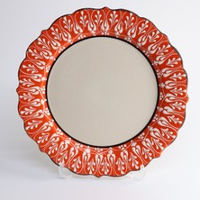 Korkmaz Çini 26 cm Beyaz Kabartma Kaligrafi Tabağı
