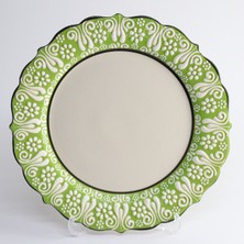 Korkmaz Çini 26 cm Beyaz Kabartma Kaligrafi Tabağı